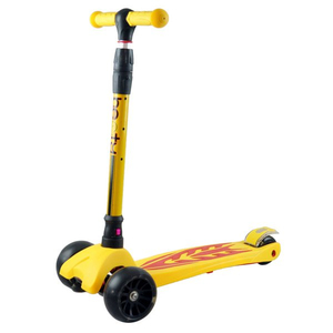 Heavy duty 4 wheel scooter with adjustable T-bar